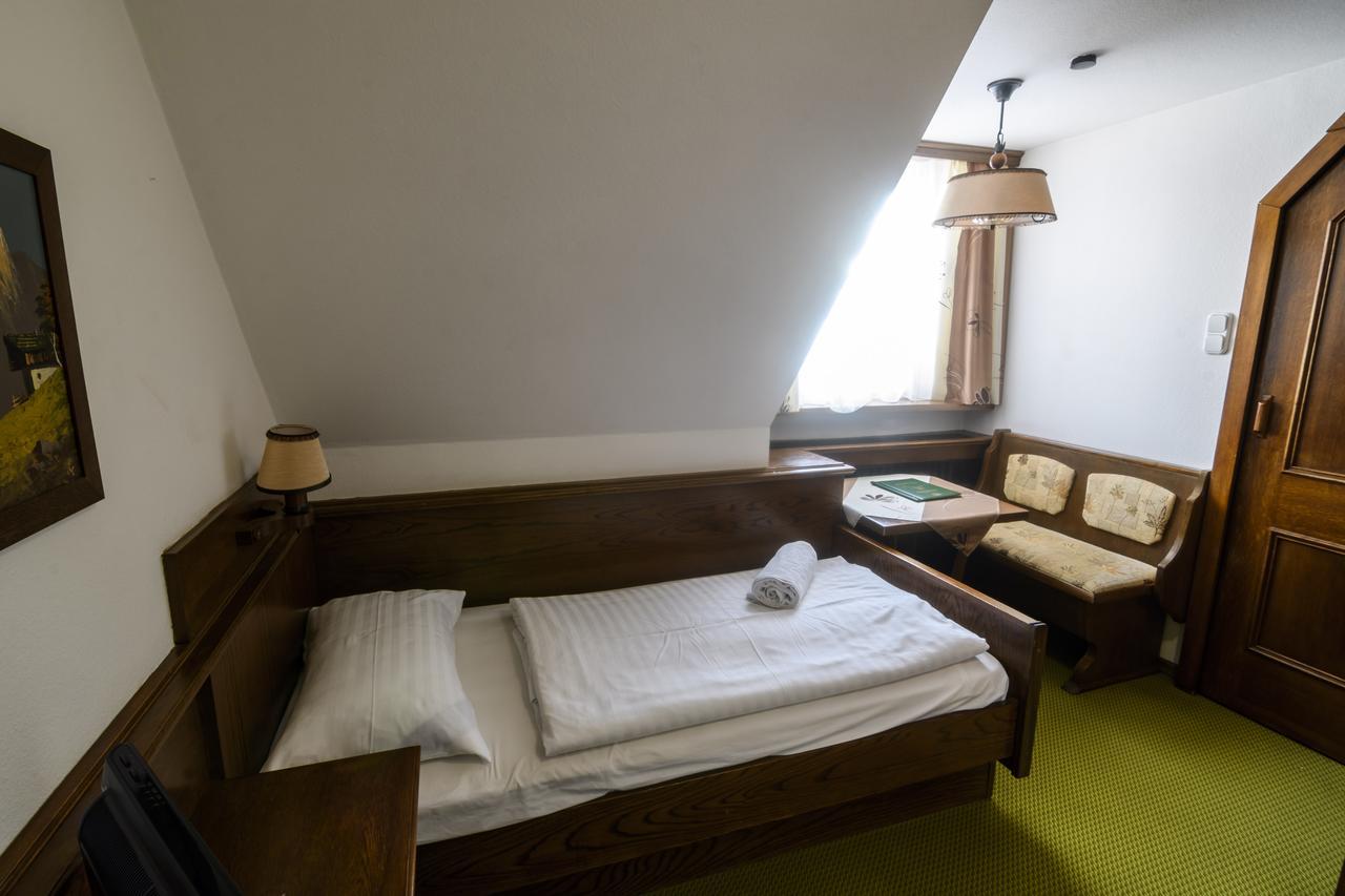 Gasthof Zum Jaegerwirt Hotell Mariazell Rom bilde