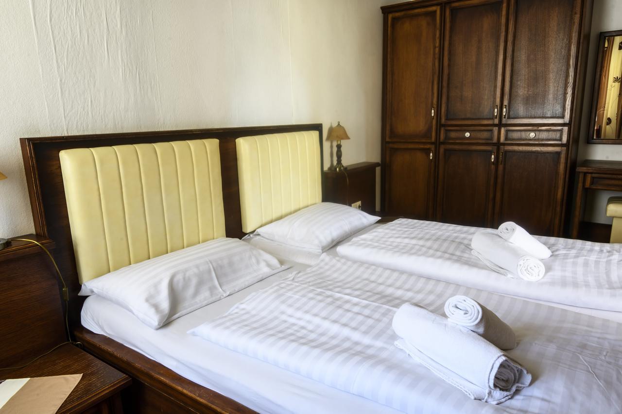 Gasthof Zum Jaegerwirt Hotell Mariazell Rom bilde